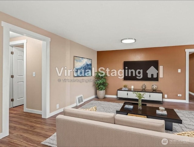 2914 Columbia Heights Rd, Longview, WA 98632 - living area with wood finished floors and baseboards