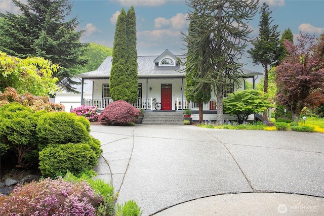 1933 Valleybrook Ln, Bellingham, WA 98229 - view of front of house featuring covered porch