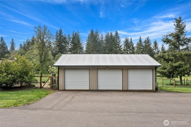 119 Oyler Way, Ethel, WA 98542 - view of detached garage