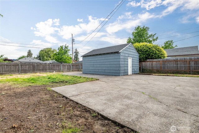 2938 Field St, Longview, WA 98632 - garage featuring a storage shed