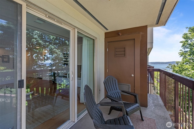 500 5th Ave W Unit 501, Seattle, WA 98119 - balcony featuring a water view