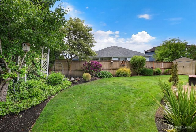 15427 148th Avenue Ct E, Orting, WA 98360 - view of yard