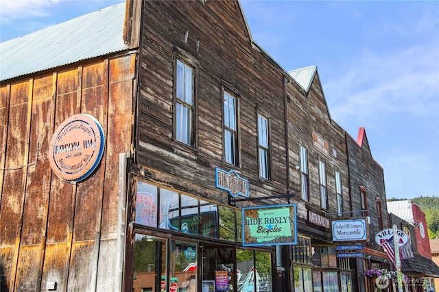 123 5th St, Roslyn, WA 98941 - view of building exterior
