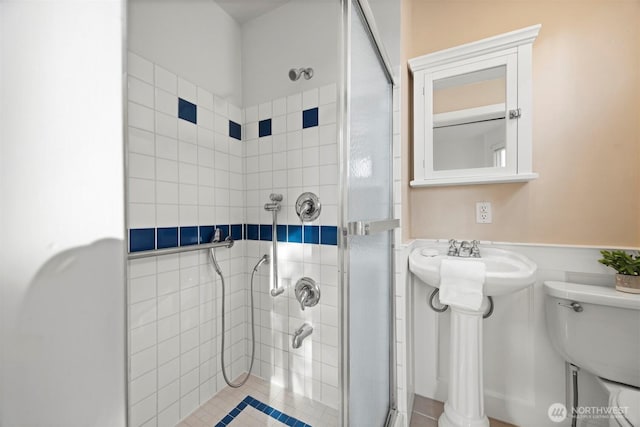 2416 Broadway, Bellingham, WA 98225 - full bath with a stall shower and toilet