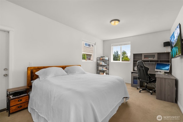3007 Belmonte Ln, Everett, WA 98201 - bedroom featuring carpet, a desk, and baseboards