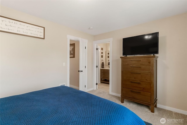 610 Laura Ln, Ellensburg, WA 98926 - carpeted bedroom with baseboards