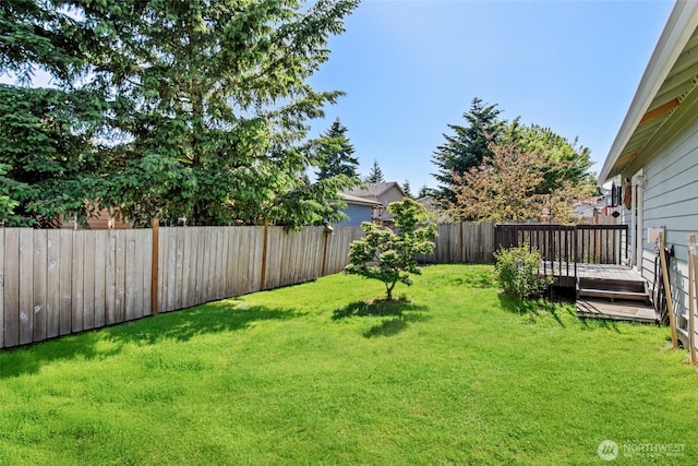 3016 97th Pl SE, Everett, WA 98208 - view of yard with a deck