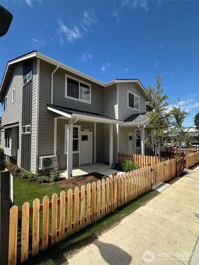 1712 Sunup Loop, Bellingham, WA 98226 - traditional-style house with a fenced front yard and covered porch