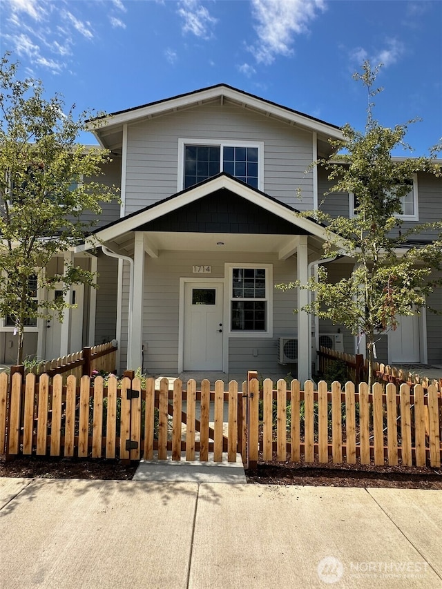1714 Sunup Loop, Bellingham, WA 98226 - view of front of home featuring covered porch and a fenced front yard