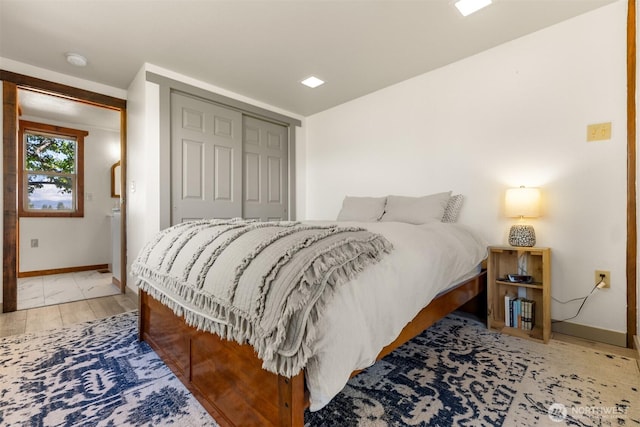102A Vintin Rd, Carlton, WA 98814 - bedroom featuring baseboards and a closet