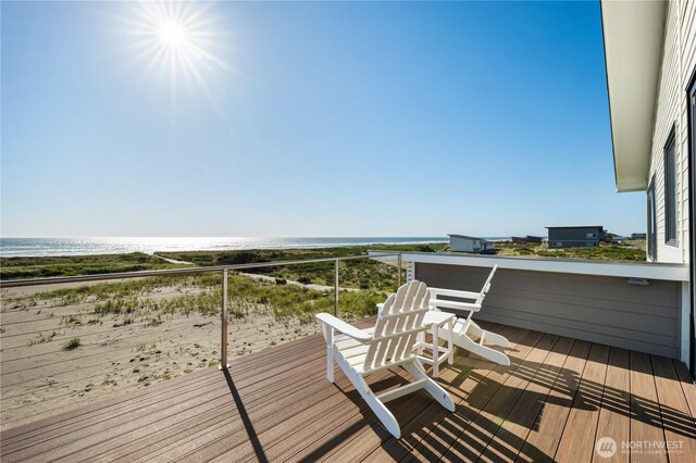 1401 S Cohasset Crst, Westport, WA 98595 - deck with view of water and beach