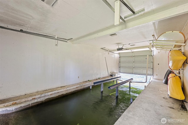 9138 Edgewater Dr SW, Lakewood, WA 98499 - garage with a garage door opener