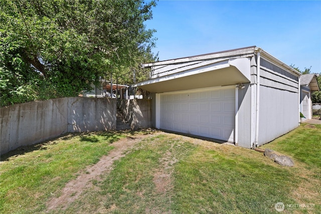 4325 E B St, Tacoma, WA 98404 - view of detached garage