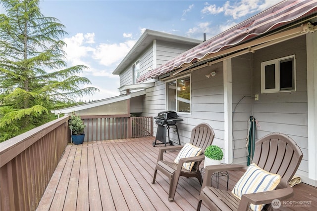 1426 Pries Ct, Kelso, WA 98626 - deck with a grill
