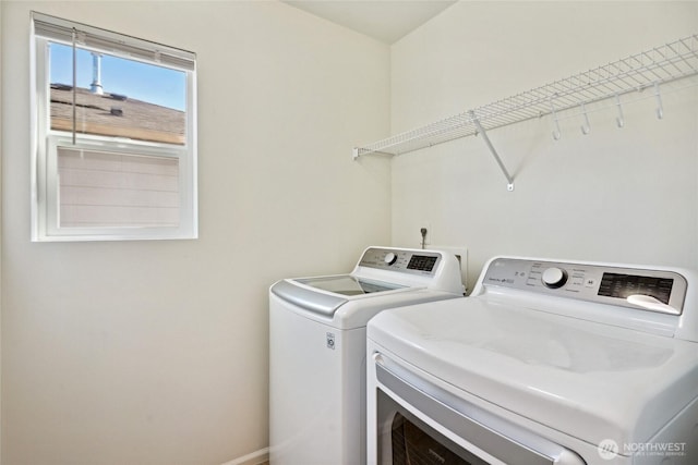 4825 E Q St Unit 2922, Tacoma, WA 98404 - laundry area with independent washer and dryer and baseboards