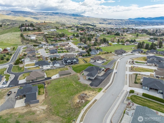 870 Autumn Crest Dr, Wenatchee, WA 98801