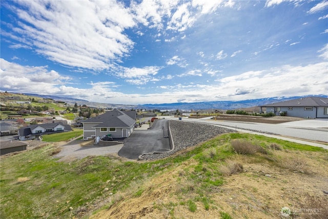 870 Autumn Crest Dr, Wenatchee, WA 98801