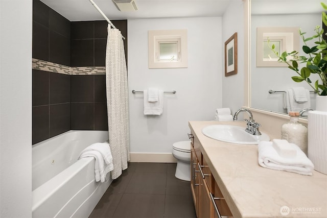 3122 Franklin Ave E Unit A, Seattle, WA 98102 - bathroom with tile patterned flooring, vanity, toilet, shower / bath combination with curtain, and baseboards