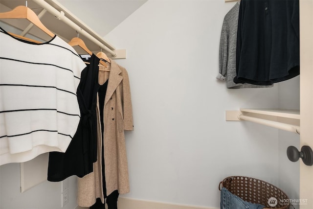 3122 Franklin Ave E Unit A, Seattle, WA 98102 - view of walk in closet