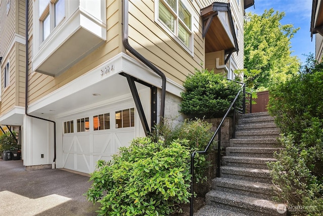 3122 Franklin Ave E Unit A, Seattle, WA 98102 - view of stairs