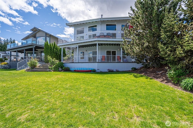 4270 US Highway 97a, Chelan, WA 98816 - rear view of house featuring a lawn