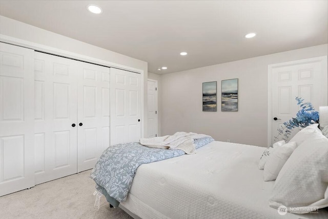 11433 SE 244th St, Kent, WA 98030 - bedroom with carpet, recessed lighting, and a closet