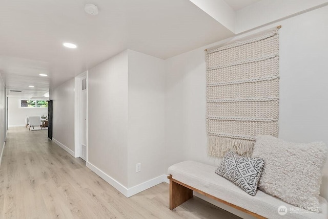11433 SE 244th St, Kent, WA 98030 - corridor featuring light wood finished floors, recessed lighting, and baseboards
