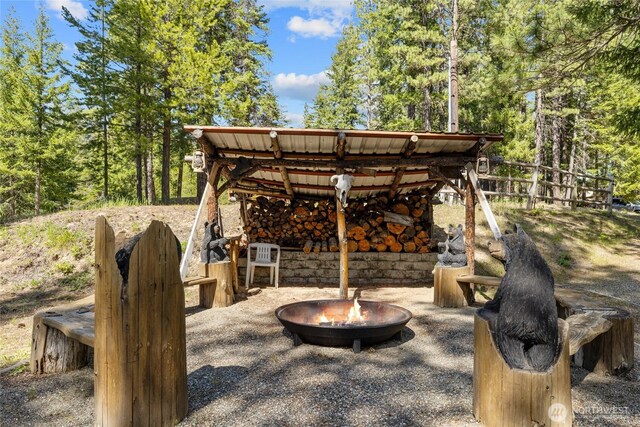 622 Wagon Wheel Rd, Cle Elum, WA 98922 - view of patio / terrace with an outdoor fire pit