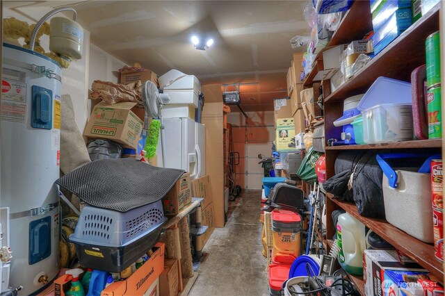 6018 Illinois Ln SE Unit B, Lacey, WA 98513 - storage room featuring water heater and a garage