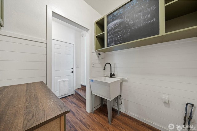 177 E St SE, Ephrata, WA 98823 - washroom featuring dark wood-type flooring