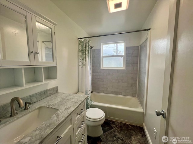 177 E St SE, Ephrata, WA 98823 - full bath with vanity, toilet, and shower / tub combo