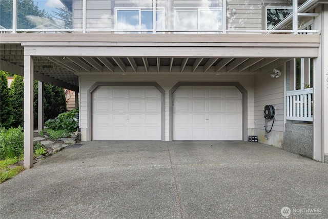 1402 E Lake Dr, Bremerton, WA 98312 - garage featuring driveway