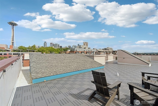 22 John St Unit 10, Seattle, WA 98109 - surrounding community with a view of skyline