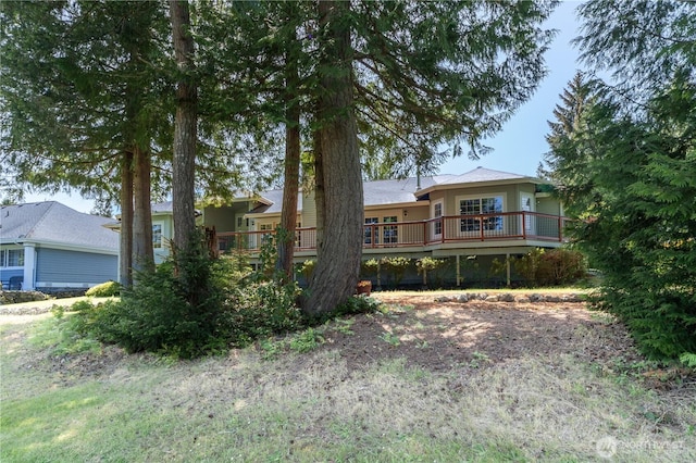 211 Greenview Ln, Port Ludlow, WA 98365 - view of front of home with a deck