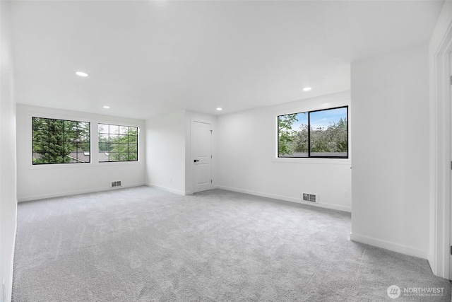9828 33rd Dr SE, Everett, WA 98208 - empty room with recessed lighting, light carpet, and baseboards
