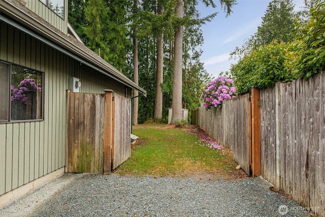 9828 33rd Dr SE, Everett, WA 98208 - view of yard
