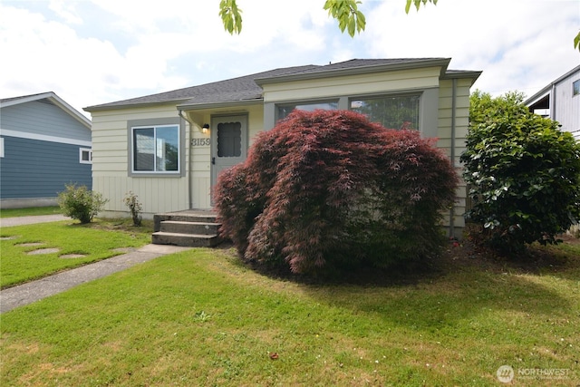 3159 Florida St, Longview, WA 98632 - view of front of house with a front lawn