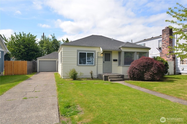 3159 Florida St, Longview, WA 98632 - bungalow featuring roof with shingles and a detached garage