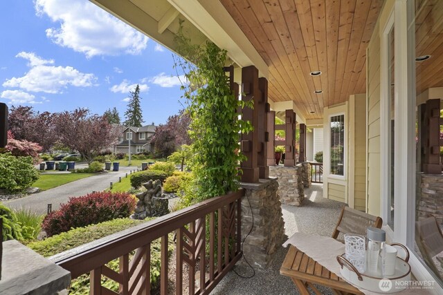 27 148th Pl SW, Lynnwood, WA 98087 - view of porch