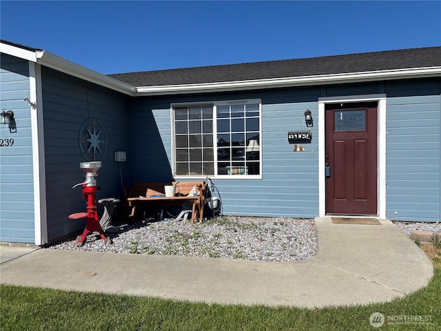 239 SE H St, Ephrata, WA 98823 - view of doorway to property