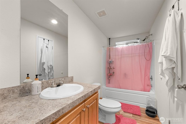8450 Hazel Ct, Maple Falls, WA 98266 - bathroom with vanity, shower / tub combo with curtain, and wood finished floors