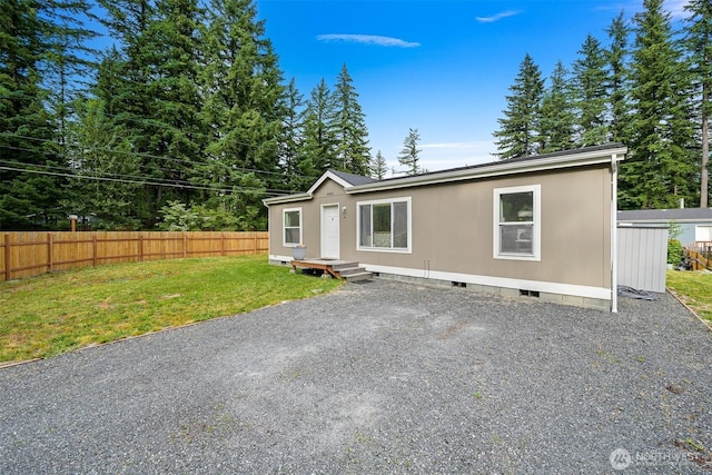 8450 Hazel Ct, Maple Falls, WA 98266 - view of front of house featuring crawl space