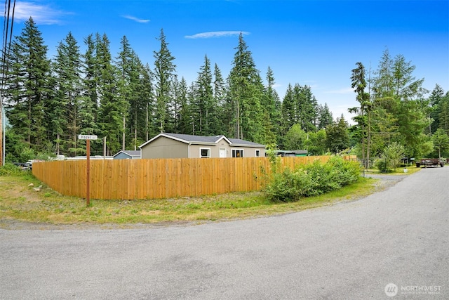 8450 Hazel Ct, Maple Falls, WA 98266 - view of side of property with a view of trees