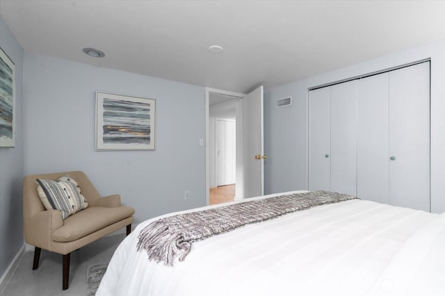 3526 Ashworth Ave N, Seattle, WA 98103 - bedroom featuring a closet and baseboards