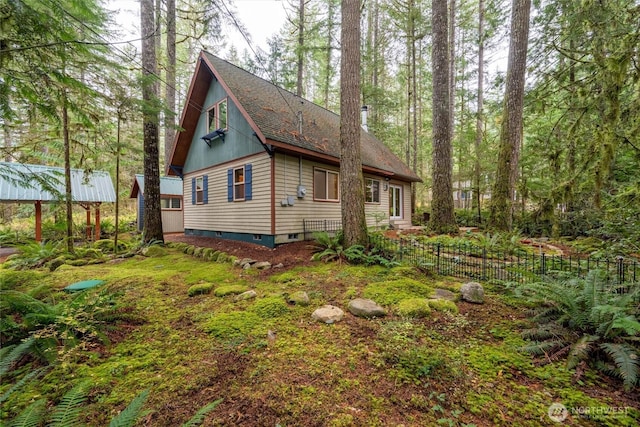7480 Glacier Springs Dr, Deming, WA 98244 - view of side of home with roof with shingles