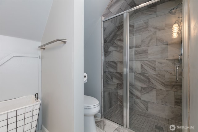 1701 W Yakima Ave, Yakima, WA 98902 - bathroom with marble look tiles, toilet, a stall shower, and lofted ceiling
