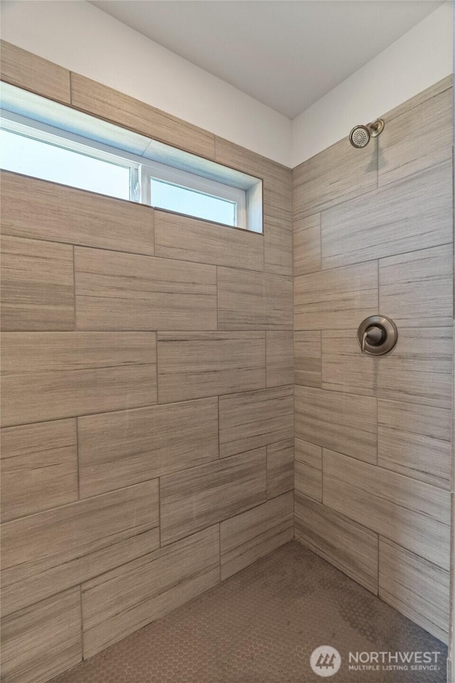 1438 Ocean Crest Ave SW, Ocean Shores, WA 98569 - full bathroom with a tile shower