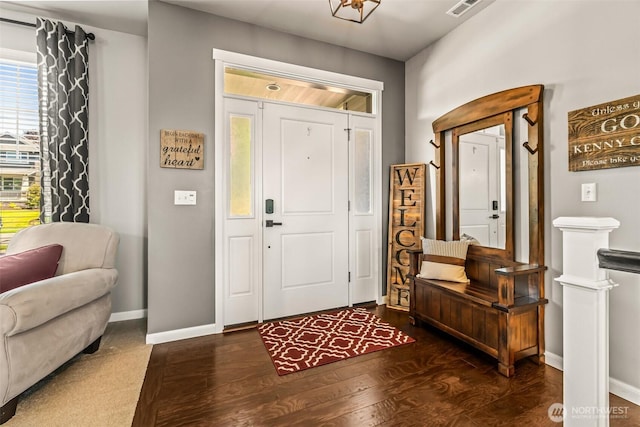912 77th Dr SE, Lake Stevens, WA 98258 - entrance foyer with dark wood-style floors and baseboards