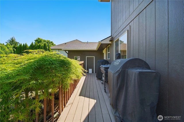 1210 Southview Dr, Walla Walla, WA 99362 - wooden deck with area for grilling