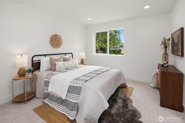 10304 NE 113th Pl, Kirkland, WA 98033 - carpeted bedroom featuring baseboards and recessed lighting